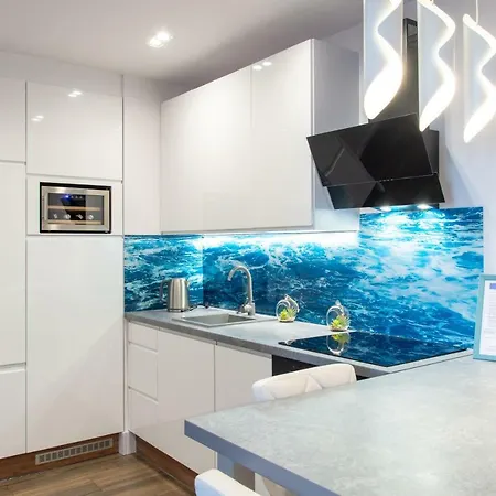 Blue Wave Apartament_walowa_25 City Center * غدانسك